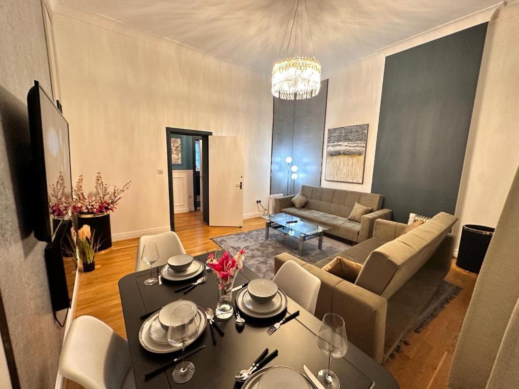 Paddington Station - 2-Bedrooms, 2-Baths And Living Room - Posh Apartment In Central London Eksteriør billede