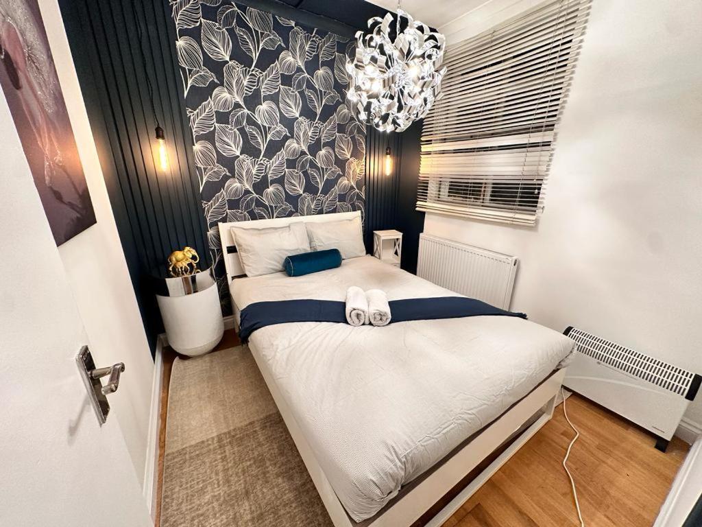 Paddington Station - 2-Bedrooms, 2-Baths And Living Room - Posh Apartment In Central London Eksteriør billede